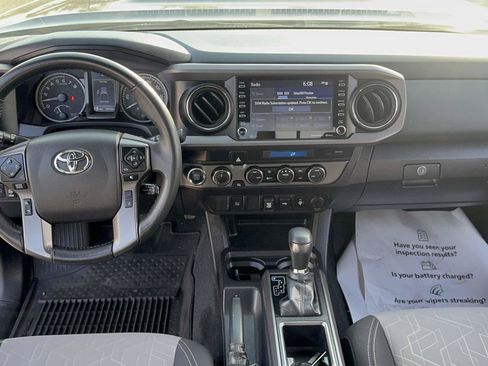 Used 2023 Toyota Tacoma TRD Sport AWD/4WD image 16