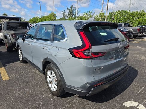 Used 2023 Honda CR-V LX image 8