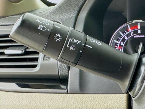Used 2016 Honda Pilot Touring image 12