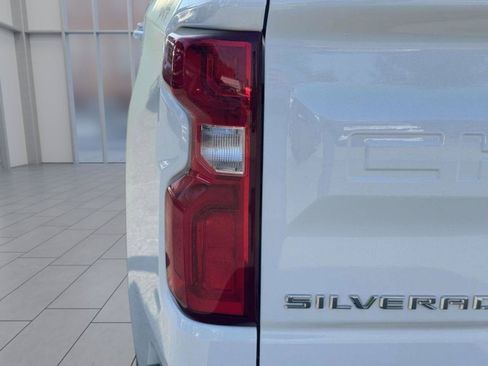 Used 2026 Chevrolet Silverado 1500 RST AWD/4WD image 8