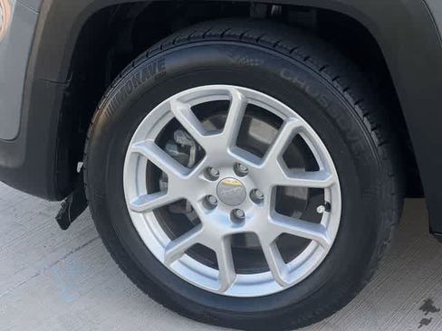 Used 2021 Jeep Renegade Sport w/ Sport Appearance Group FWD image 9