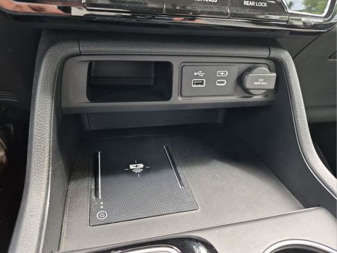 Certified 2024 Honda Pilot Touring image 25