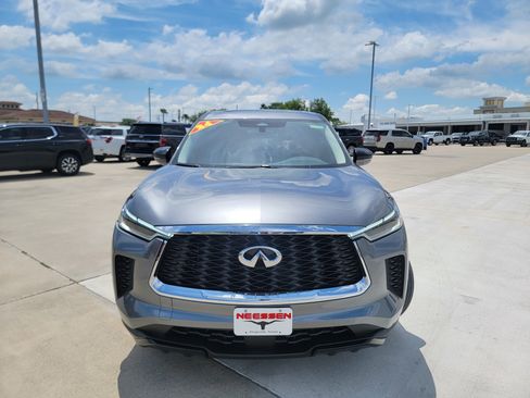 Used 2024 INFINITI QX60 Pure AWD/4WD image 2