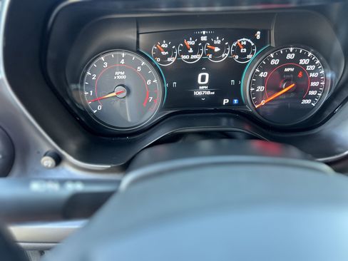 Used 2018 Chevrolet Camaro SS image 15