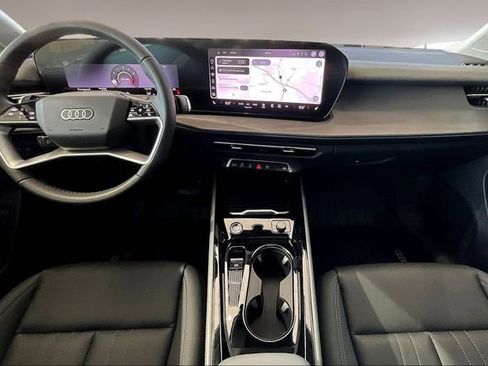 New 2026 Audi Q3 quattro 2.0T AWD/4WD image 4