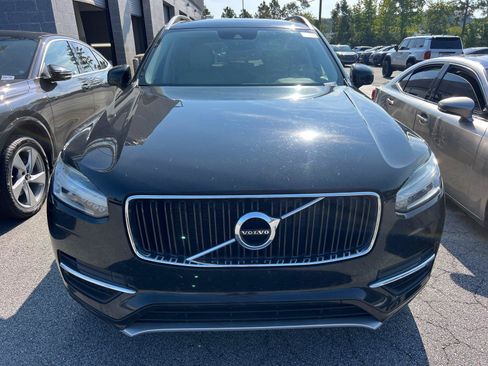 Used 2019 Volvo XC90 T5 Momentum w/ Protection Package Premier FWD image 2