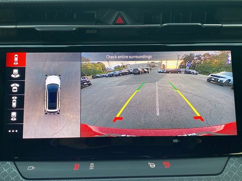 Used 2025 Jeep Wagoneer S Limited image 14