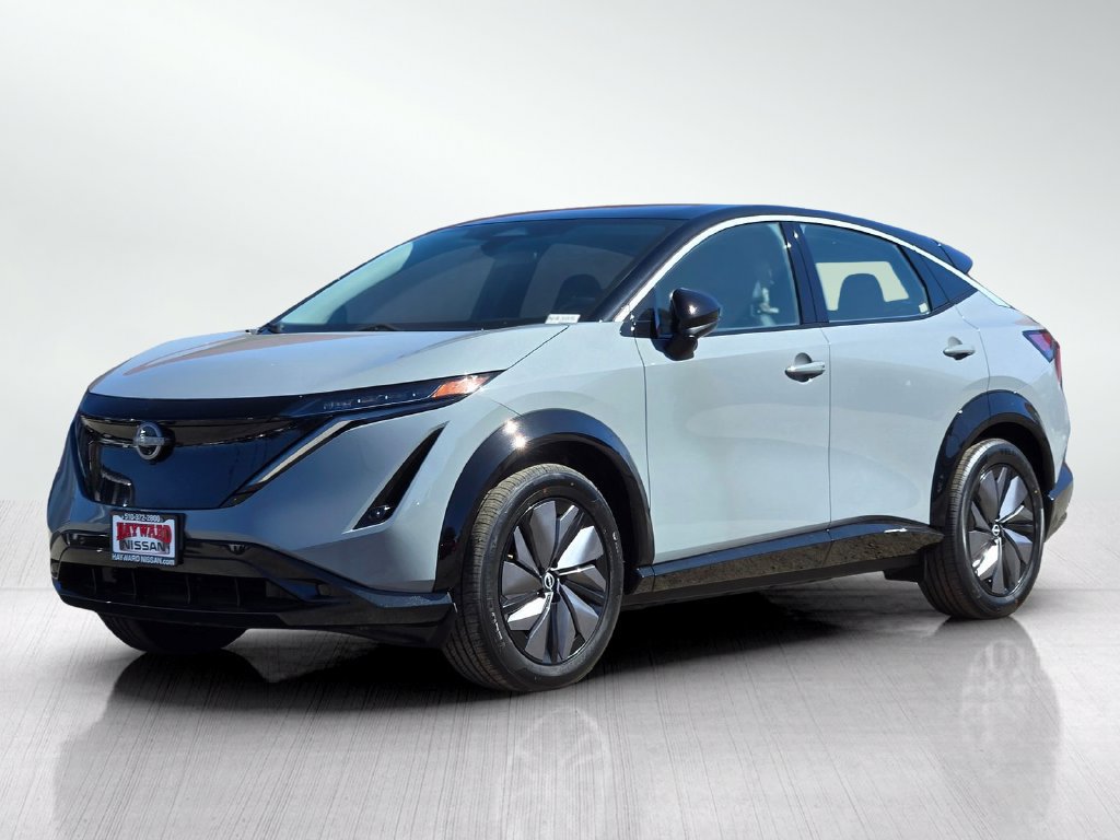 Used 2023 Nissan Ariya FWD image 9