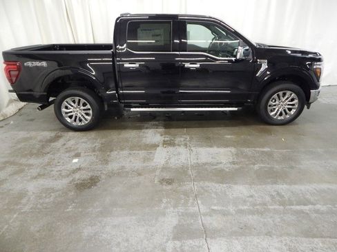 New 2025 Ford F150 Lariat w/ Equipment Group 501A Mid image 2
