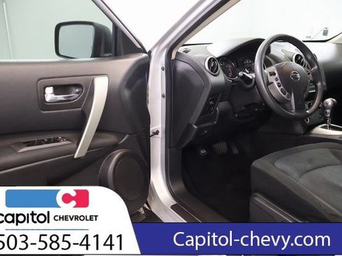 Used 2015 Nissan Rogue S w/ Convenience Package FWD image 10