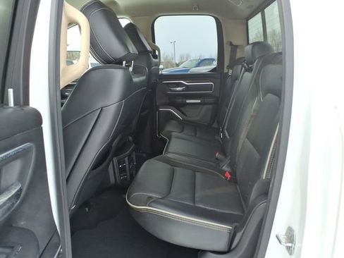 Used 2019 RAM 1500 Laramie image 12