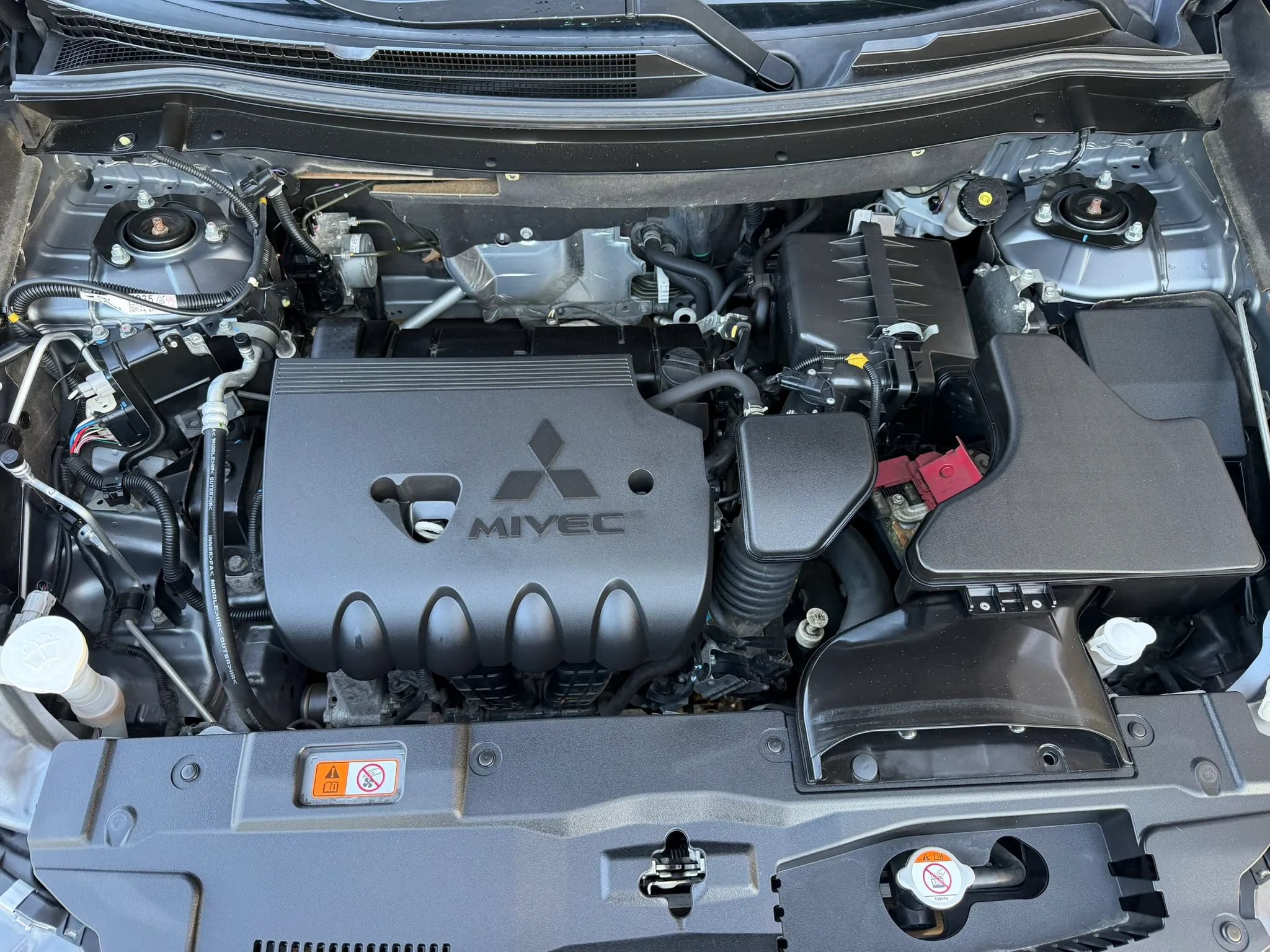 Used 2018 Mitsubishi Outlander ES FWD image 10