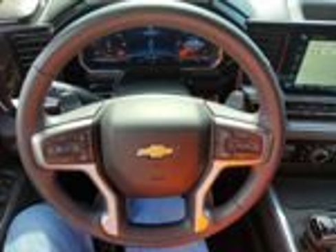 Used 2023 Chevrolet Silverado 1500 LTZ AWD/4WD image 10