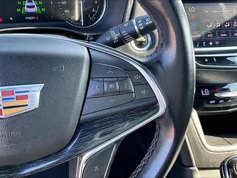 Used 2020 Cadillac XT5 Premium Luxury FWD image 19