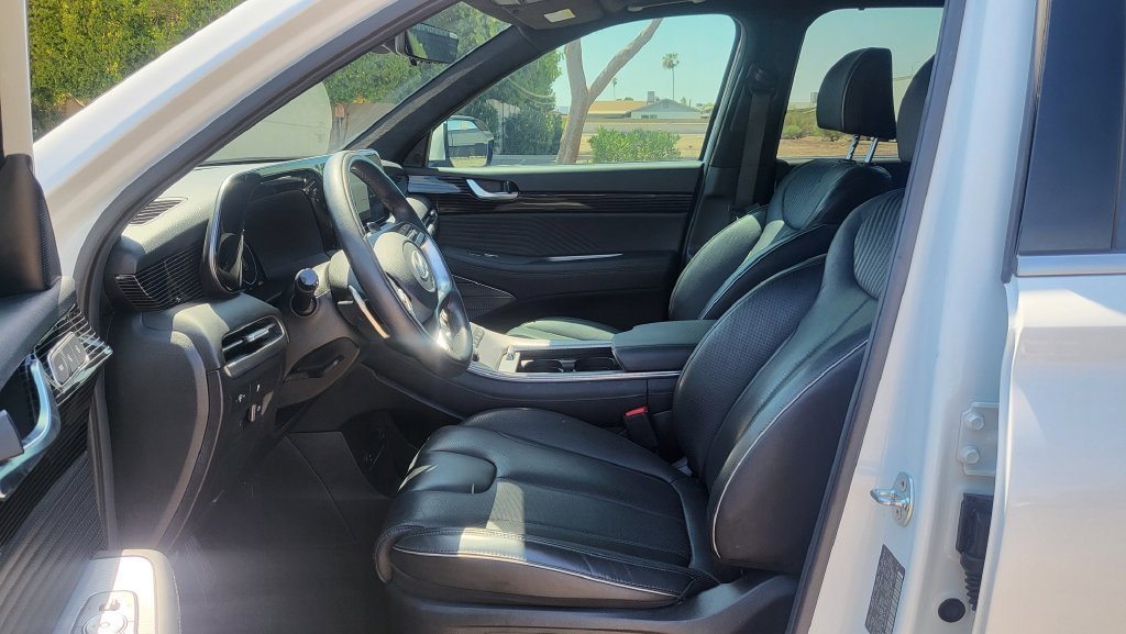 Used 2025 Hyundai Palisade Calligraphy FWD image 31