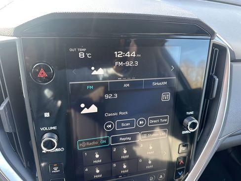 Used 2024 Subaru Crosstrek 2.0i Premium image 18