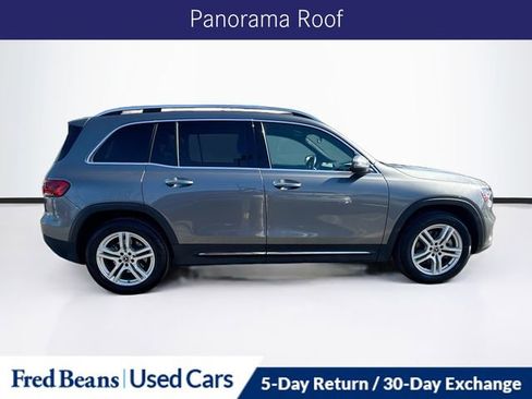 Used 2021 Mercedes-Benz GLB 250 4MATIC image 8
