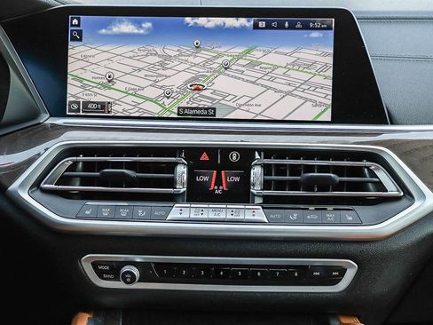 Used 2023 BMW X6 xDrive40i w/ Climate Comfort Package image 14