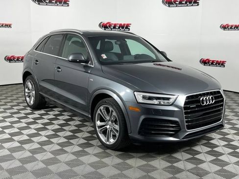 Used 2018 Audi Q3 2.0T Premium Plus w/ Premium Plus Package AWD/4WD image 2
