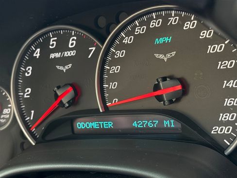 Used 2009 Chevrolet Corvette Coupe w/ Preferred Equipment Group image 42