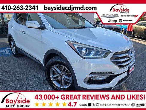 Used 2017 Hyundai Santa Fe Sport FWD image 1