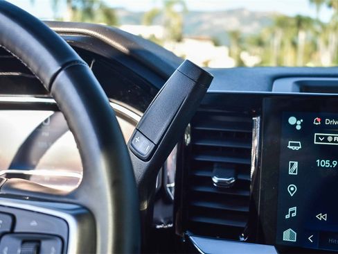 Used 2025 Chevrolet Silverado 1500 LT image 20