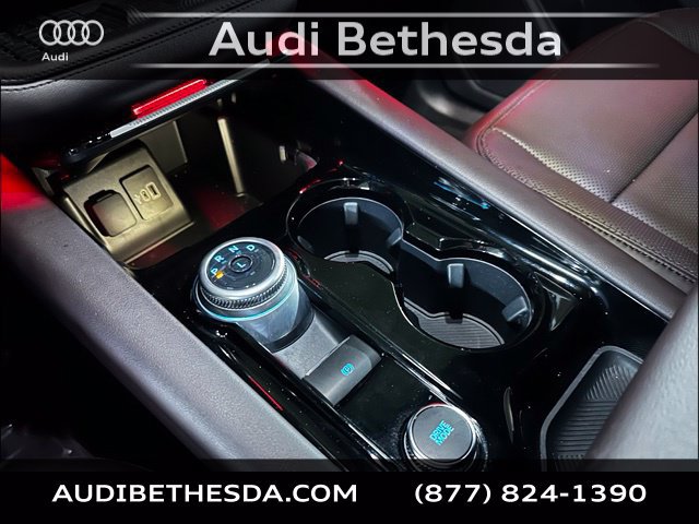 Used 2025 Ford Explorer Platinum w/ LUX Leather Package AWD/4WD image 26