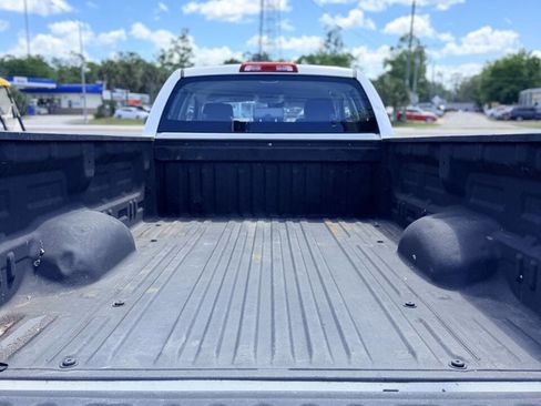 Used 2018 Toyota Tundra SR image 5