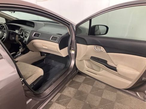Used 2015 Honda Civic LX image 17