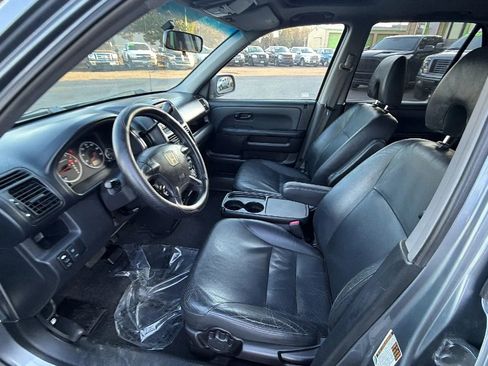 Used 2005 Honda CR-V EX image 9