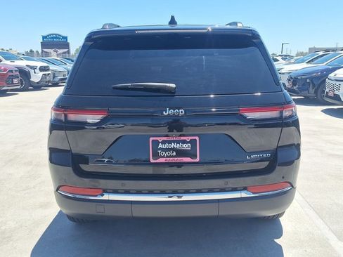 Used 2022 Jeep Grand Cherokee Limited RWD image 7