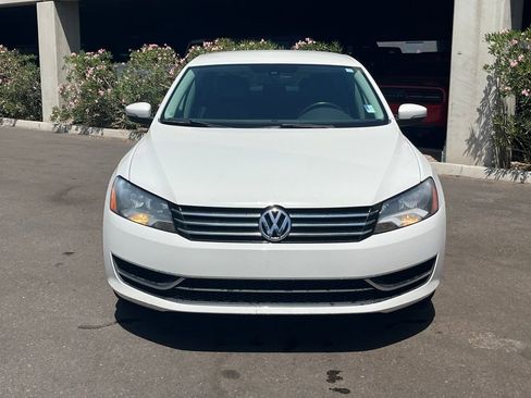 Used 2014 Volkswagen Passat 1.8T SE FWD image 4