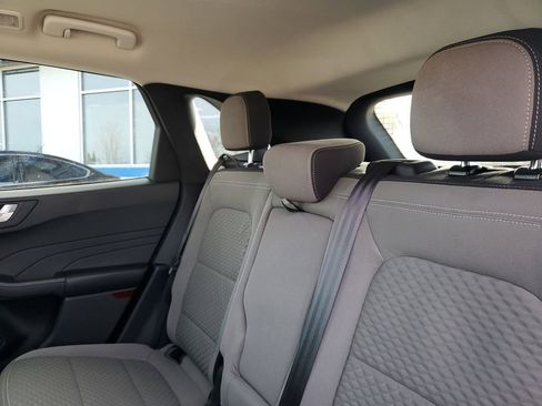 Used 2021 Ford Escape SE w/ SE Sport Appearance Package image 29