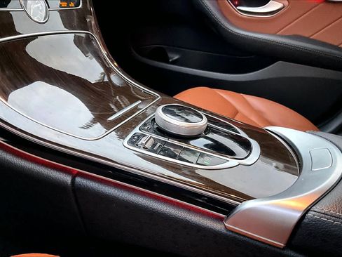 Used 2020 Mercedes-Benz C 300 Sedan image 17