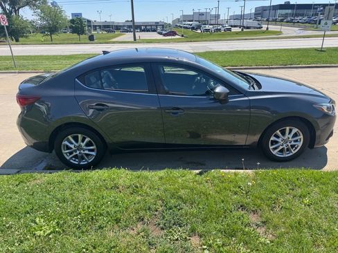 Used 2016 MAZDA MAZDA3 i Grand Touring FWD image 6