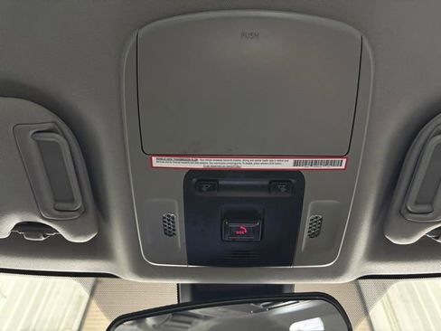 Used 2022 Toyota Camry SE image 22