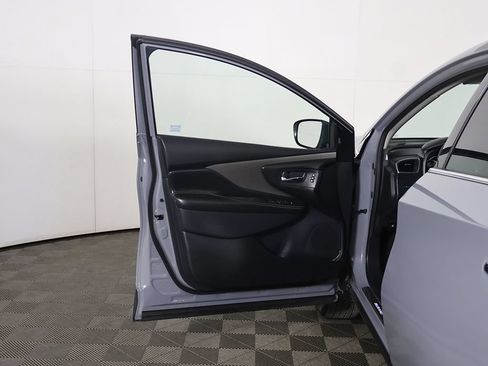 Used 2024 Nissan Murano SL AWD/4WD image 23