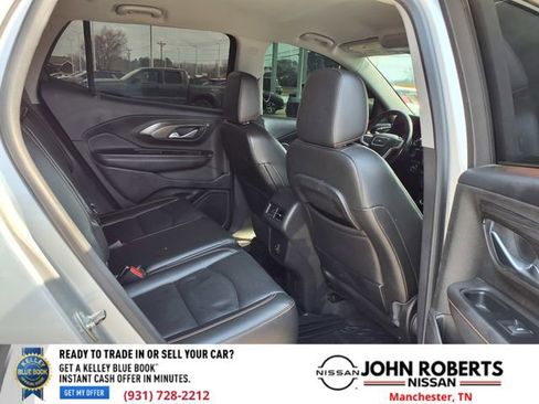 Used 2019 GMC Terrain SLT image 17
