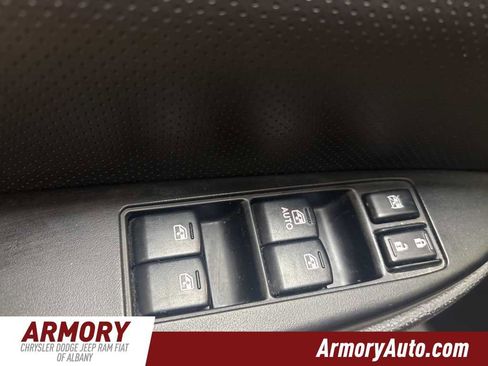 Used 2014 Subaru Outback 2.5i Limited image 8