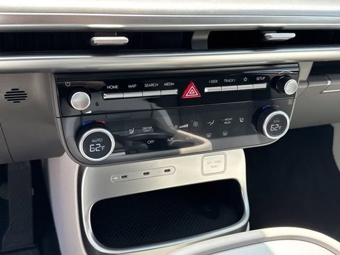 New 2026 Hyundai Ioniq 9 SE image 26