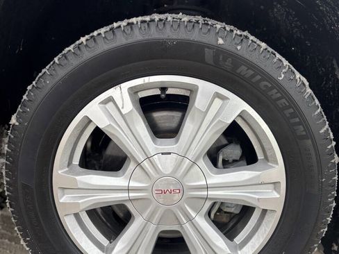 Used 2017 GMC Terrain SLE w/ Driver Alert Package I image 9