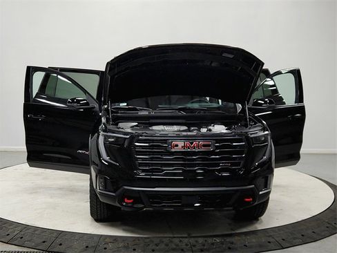 New 2026 GMC Acadia AT4 w/ Super Cruise Package image 10