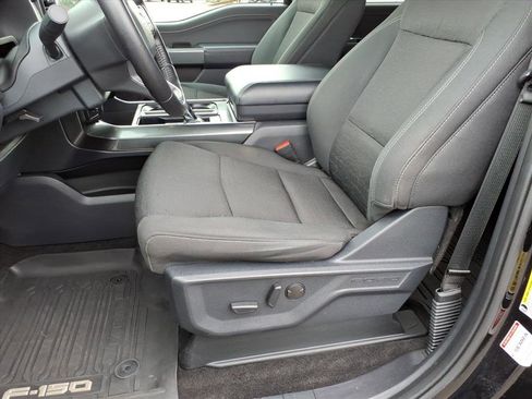 Certified 2022 Ford F150 XLT w/ Equipment Group 302A High image 16