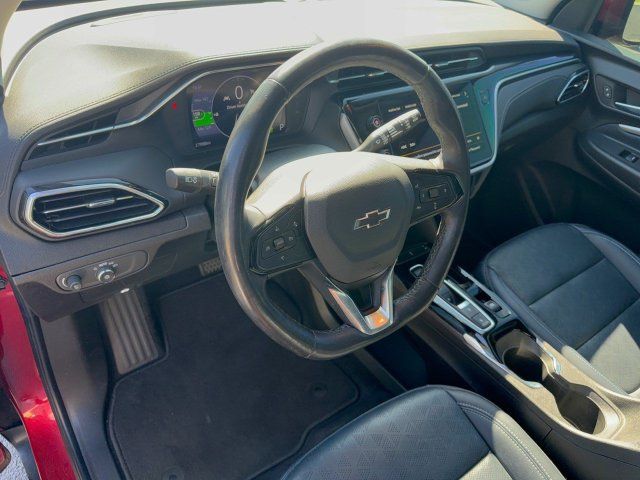 Used 2023 Chevrolet Bolt EUV LT w/ Convenience Package FWD image 16