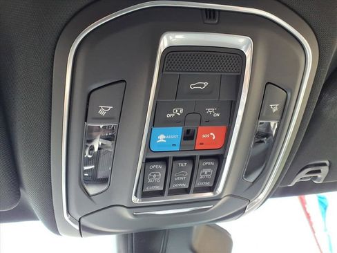 New 2026 Jeep Grand Wagoneer L 4WD image 19