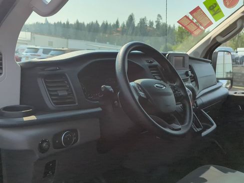 Used 2023 Ford Transit 250 Low Roof AWD w/ Exterior Upgrade Package image 13