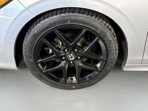 Used 2023 Honda Civic Sport image 38