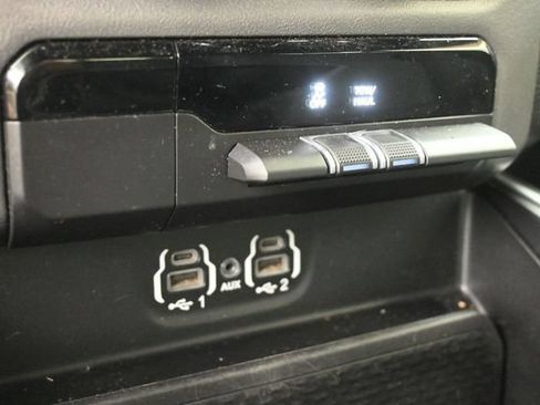 Used 2021 RAM 1500 Big Horn AWD/4WD image 19