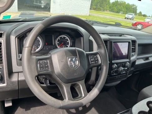 Used 2019 RAM 1500 Express w/ Wheel & Sound Group AWD/4WD image 11