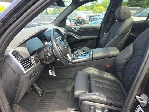 Used 2023 BMW X5 xDrive40i w/ Premium Package AWD/4WD image 8